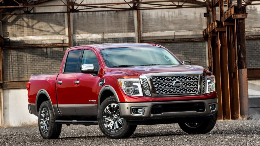  Nissan Titan Crew Cab XD Platinum Reserve 2015 года  (фото 6 из 33)